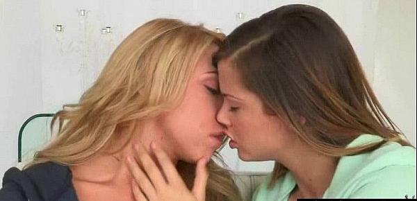  Lesbians In Hot Act Kissing And Licking All Body video-25
